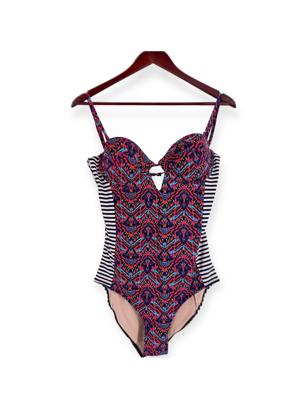 Tart Swimwear Collection Keyhole Cut Out Underwire Pushup Bra One Piece Swimsuit